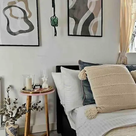 Stylish Putney Village Flat Londen Buitenkant foto