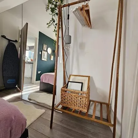 Stylish Putney Village Flat Londen Buitenkant foto
